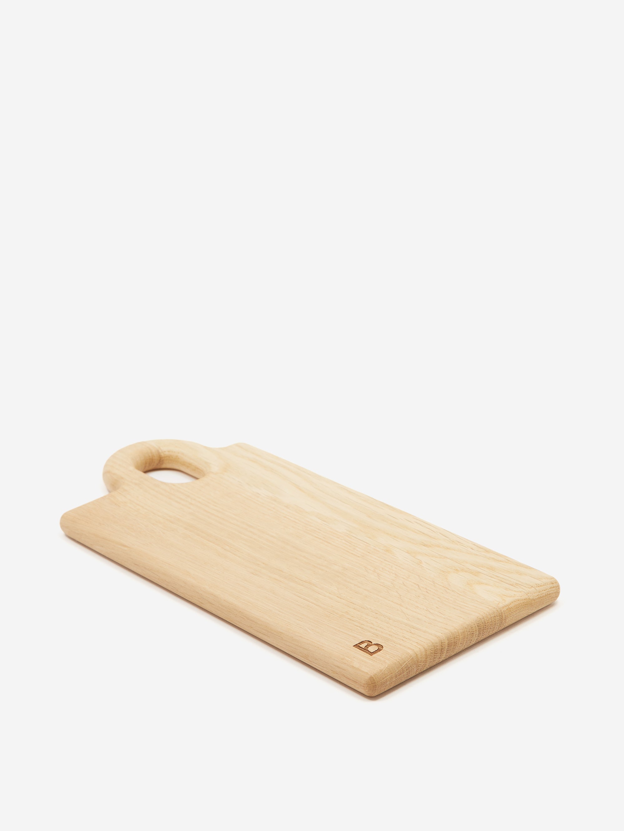 http://goodhoodstore.com/cdn/shop/files/BROSTE-COPENHAGEN-OLINA-CHOPPING-BOARD-NATURAL---14CM-X-30CM_AW23_GOODHOOD_-2.jpg?v=1693926199