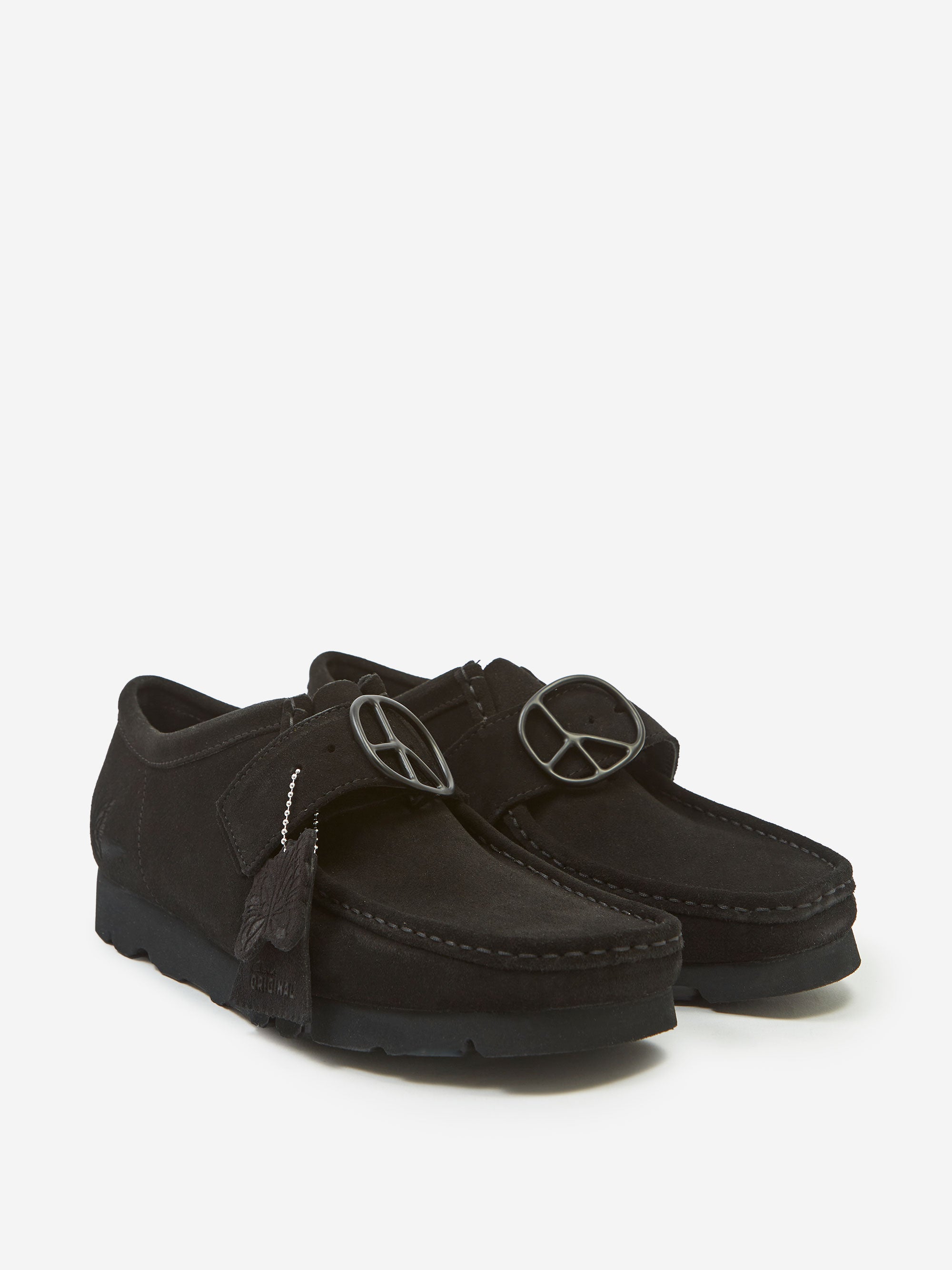 Clarks x Needles Wall Strap Low - Black Suede – Goodhood