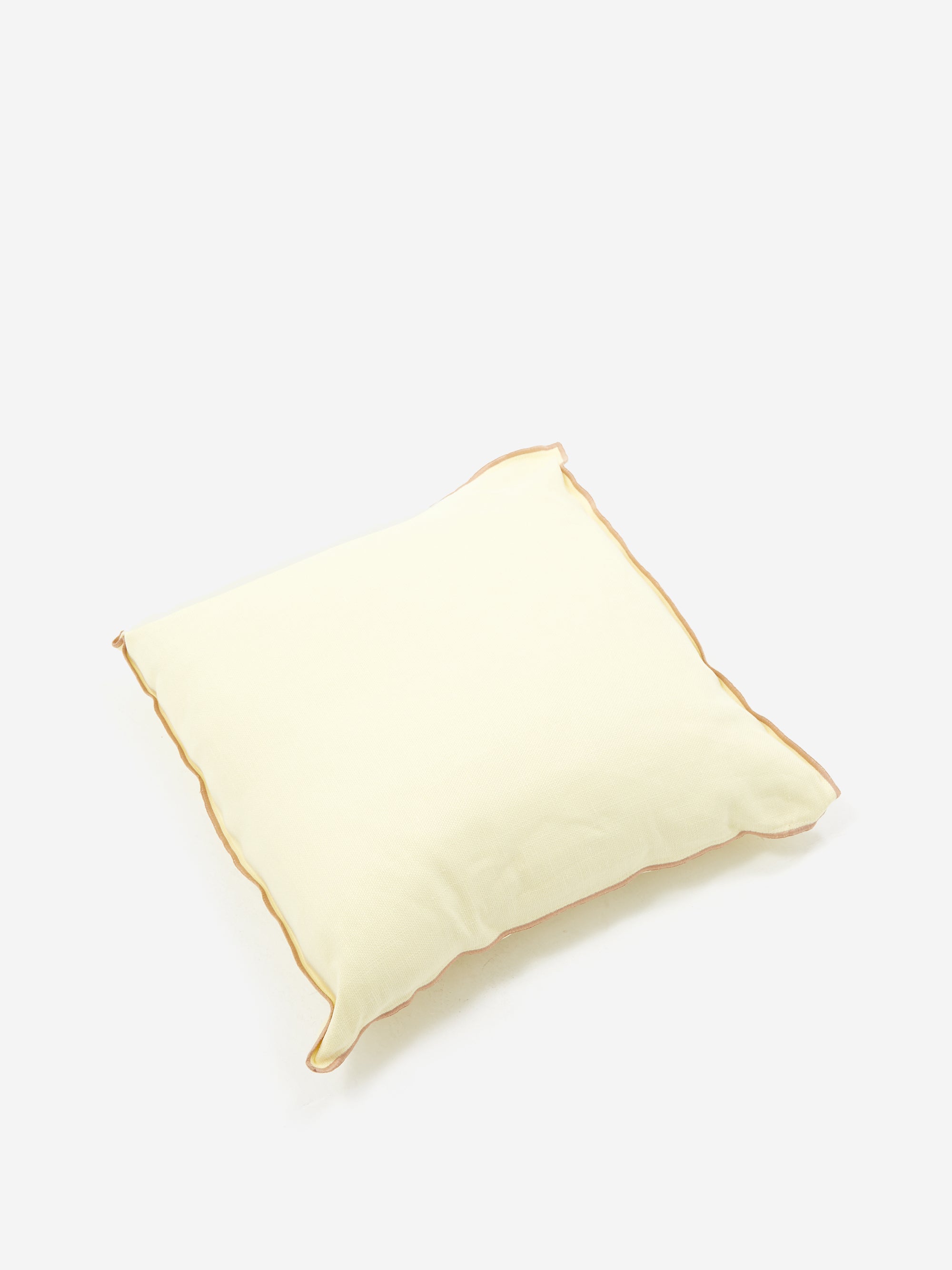クッション・座布団 HAY OUTLINE CUSHION LEMON SORBRT HAY Outline Cushion - Lemon Sorbet – Goodhood