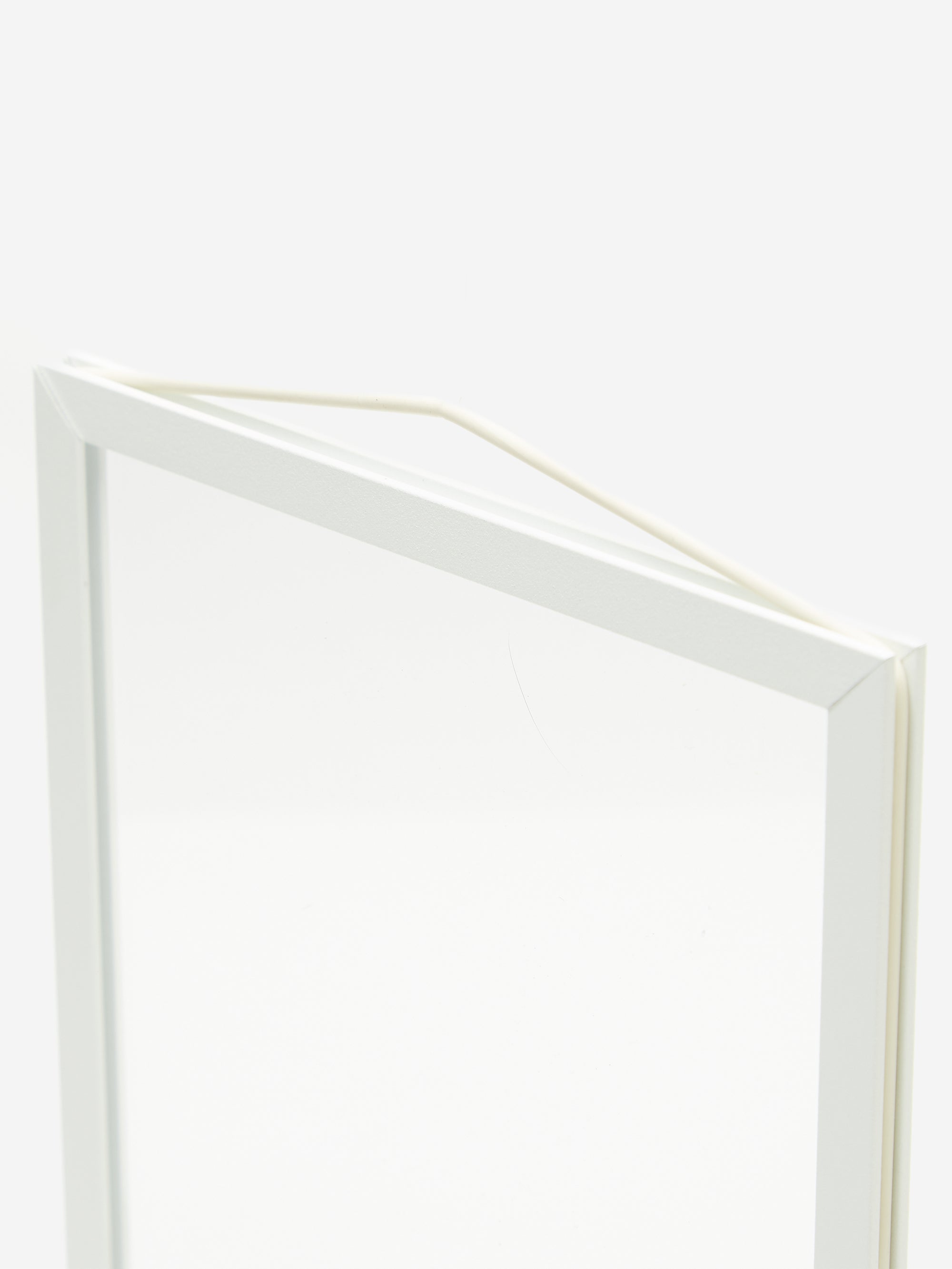 MOEBE A5 Picture Frame White Goodhood