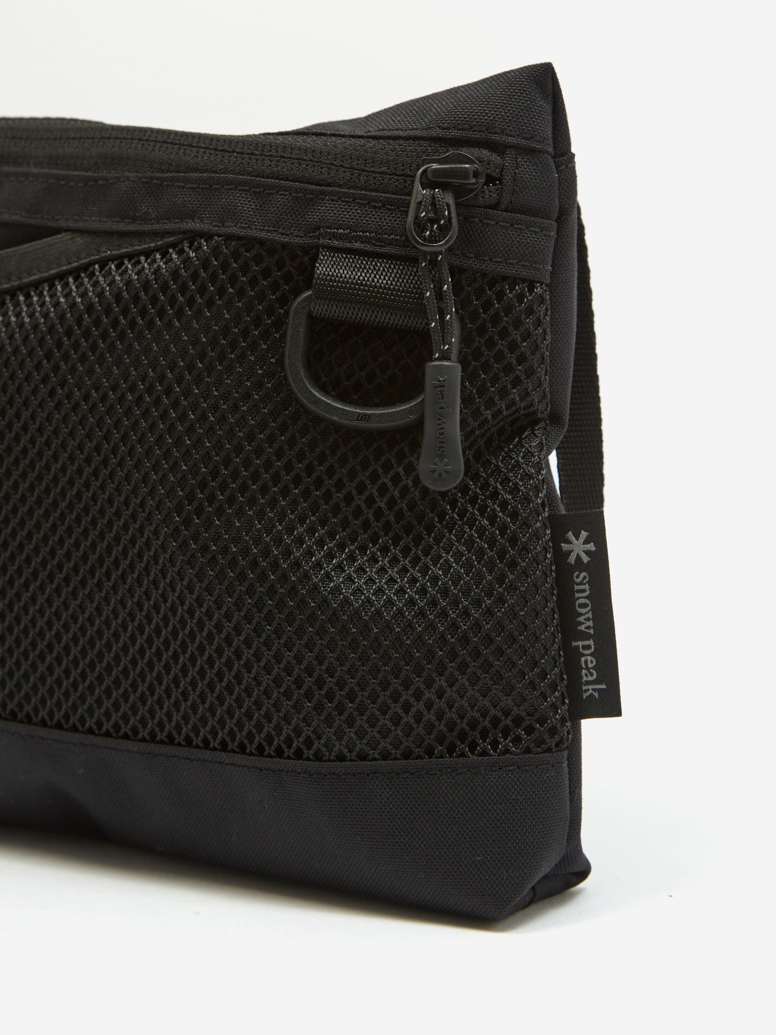 Snow Peak Everyday Use Sacoche - Black – Goodhood
