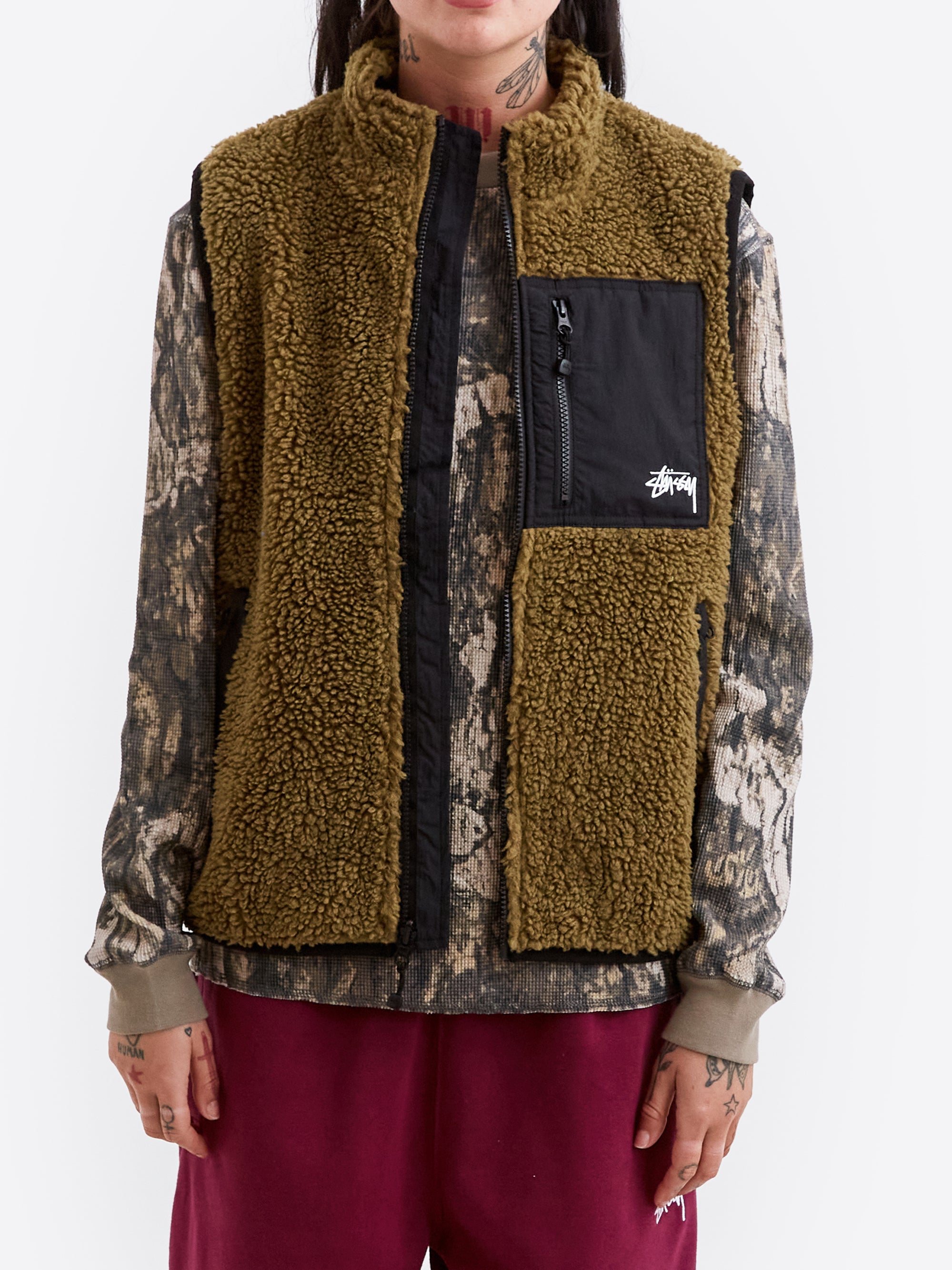 Stussy Sherpa Reversible Vest W - Olive – Goodhood