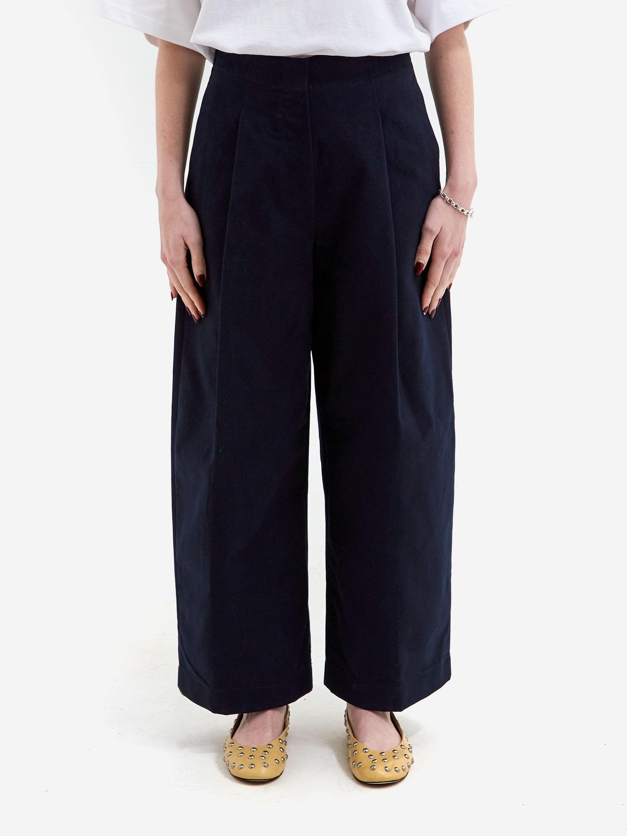 Studio Nicholson Dordoni Pants - Dark Navy – Goodhood