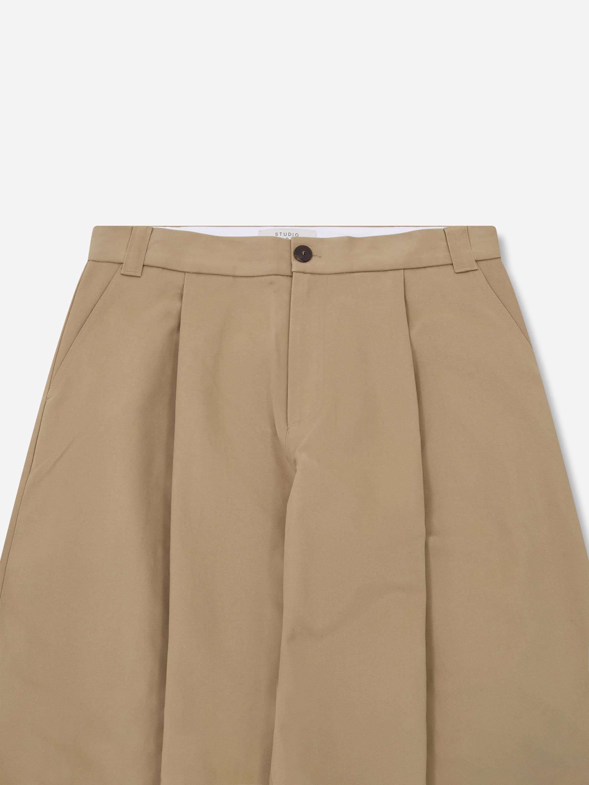 Studio Nicholson Sorte Pants - Deep Pleat Volume Pant - Tan – Goodhood