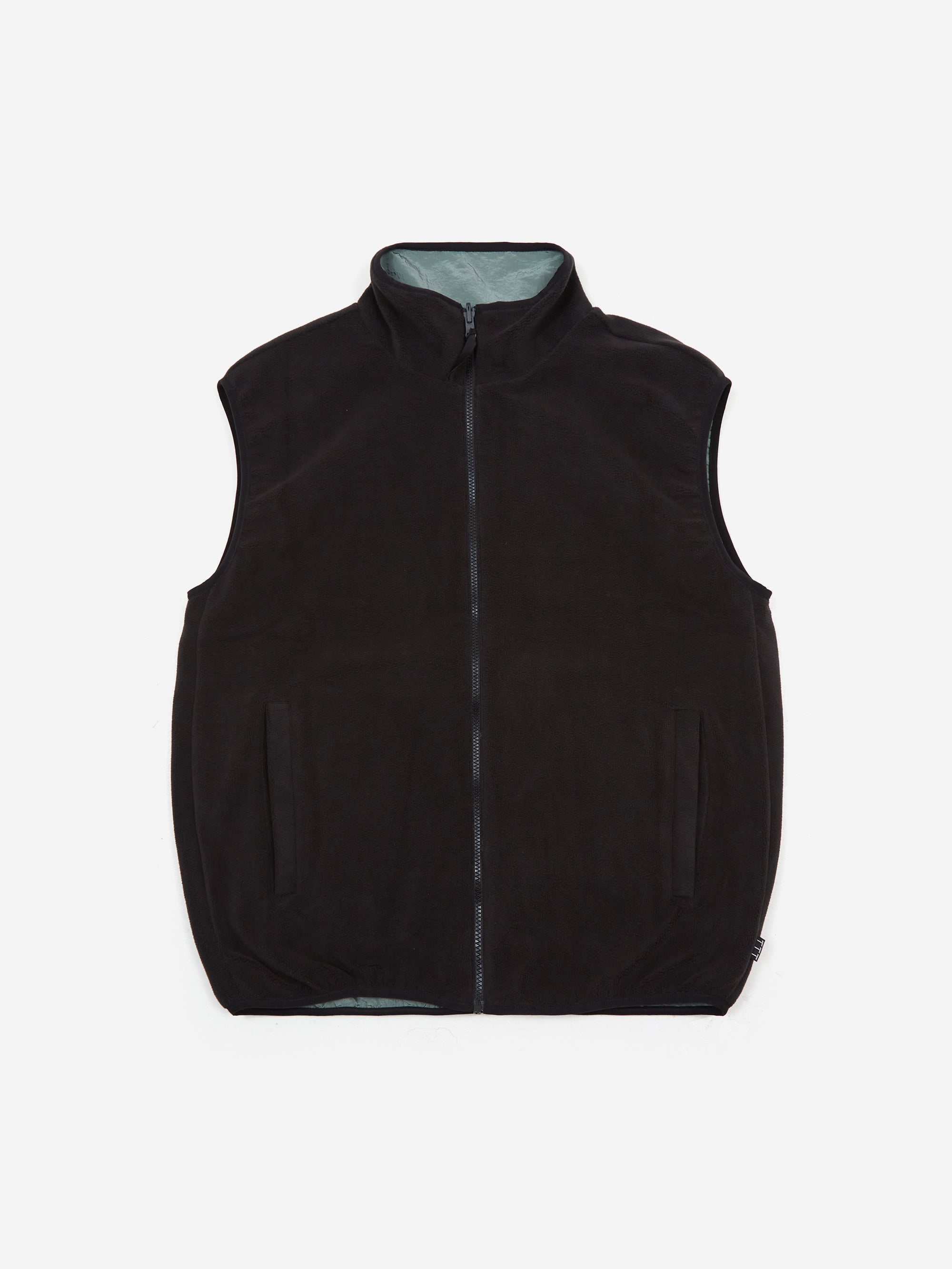 The Trilogy Tapes Reversible Fleece Gilet - Black/Green – Goodhood
