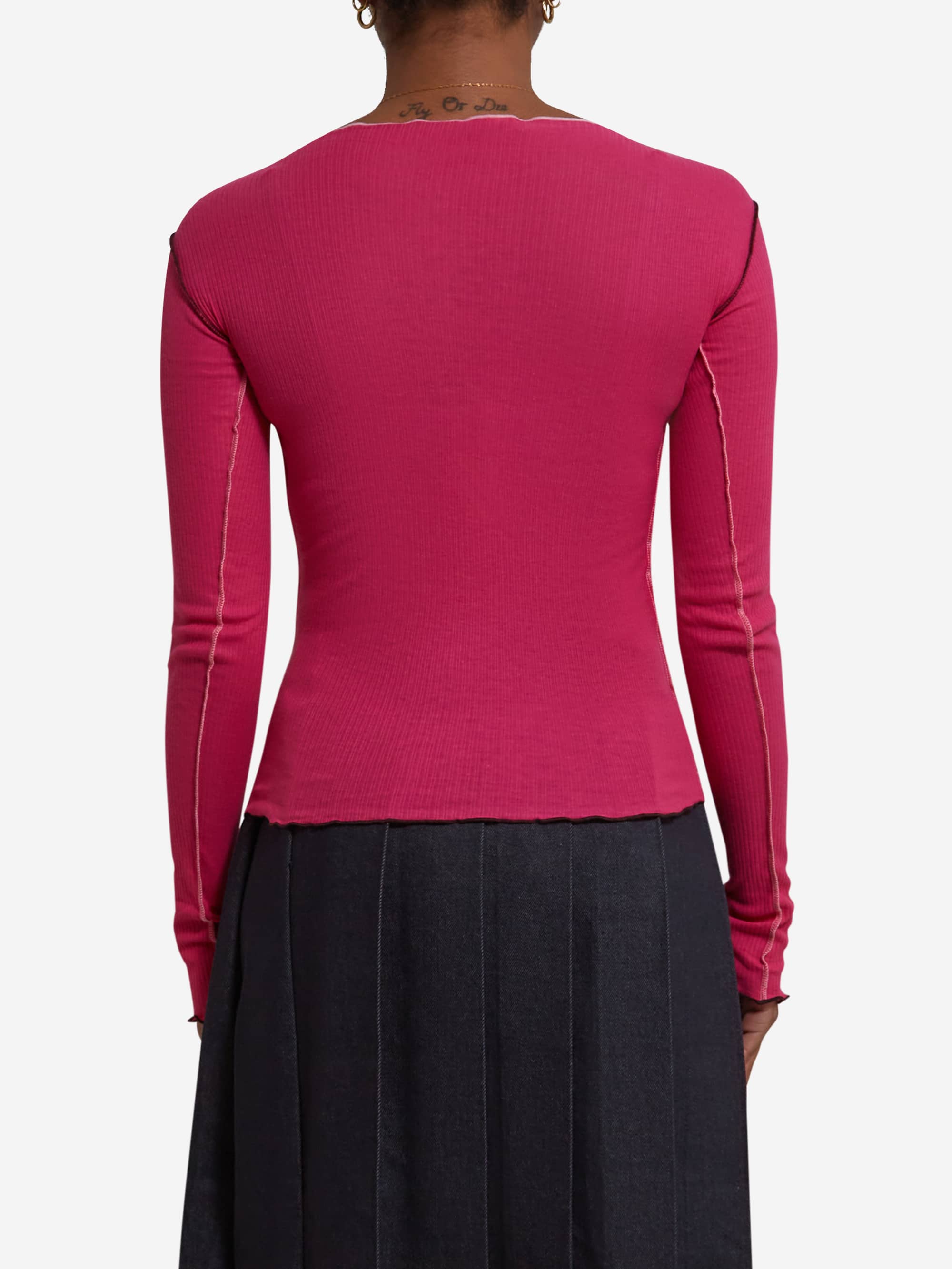 Baserange Vein Long Sleeve Tee - York Pink – Goodhood