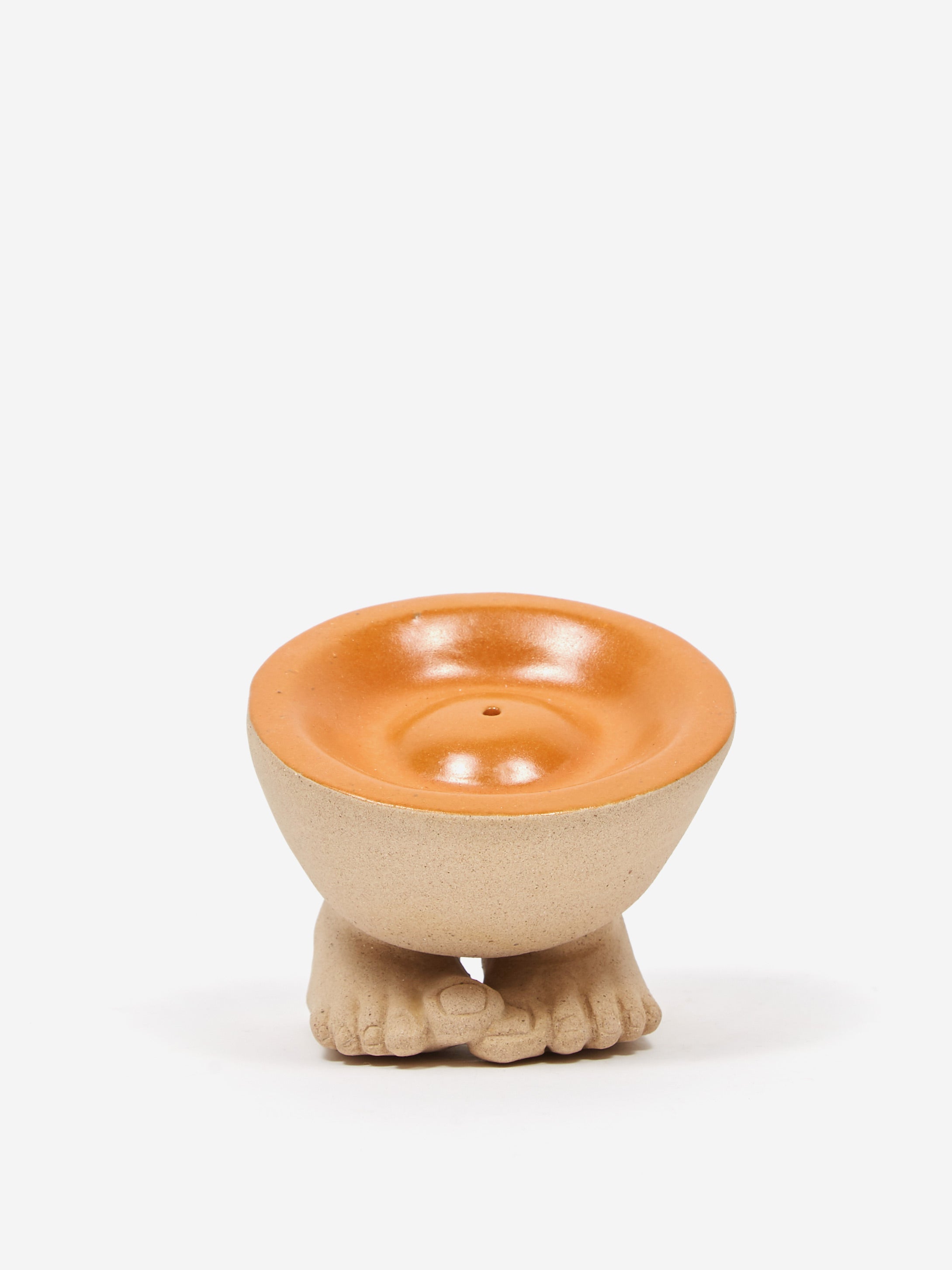 http://goodhoodstore.com/cdn/shop/products/78526_GENERAL-ADMISSION-FOOT-INCENSE-BOWL---BROWN_SS22_GOODHOOD__170900.jpg?v=1657792716