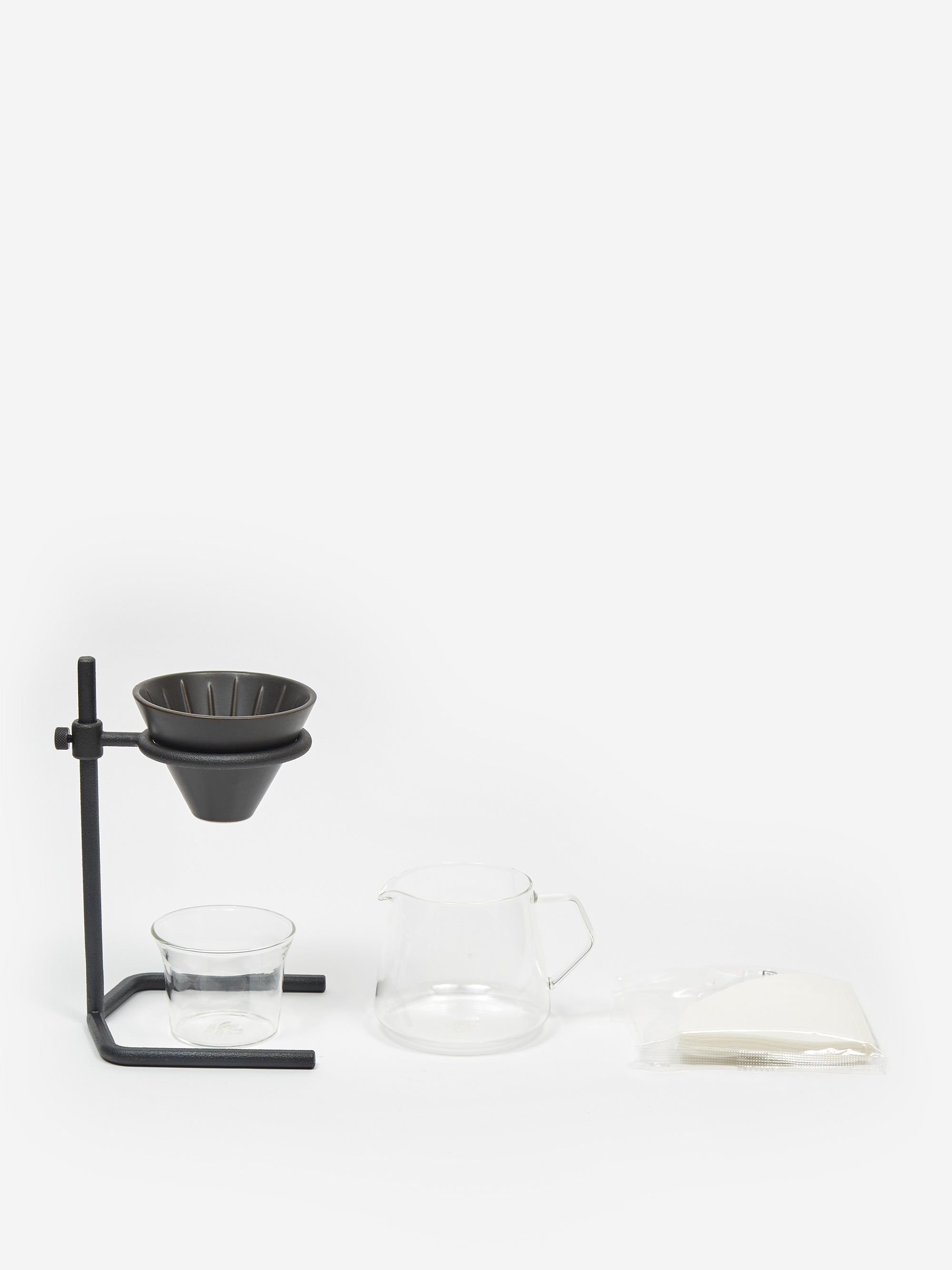http://goodhoodstore.com/cdn/shop/products/89232_F_KINTO-SCS-S04-BREWER-STAND-SET-2-CUPS---BLACK_SS23_GOODHOOD_28530.jpg?v=1678986108