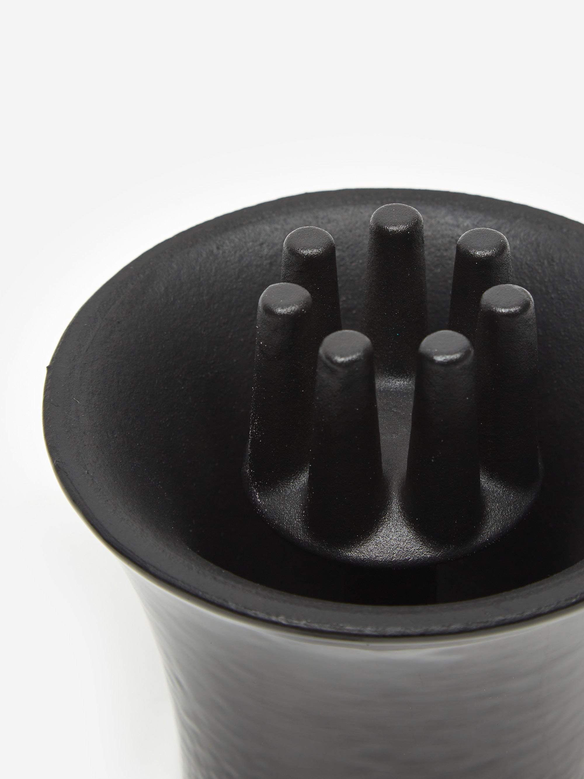 Houseplant by Seth Rogen Spike Ashtray Black Goodhood