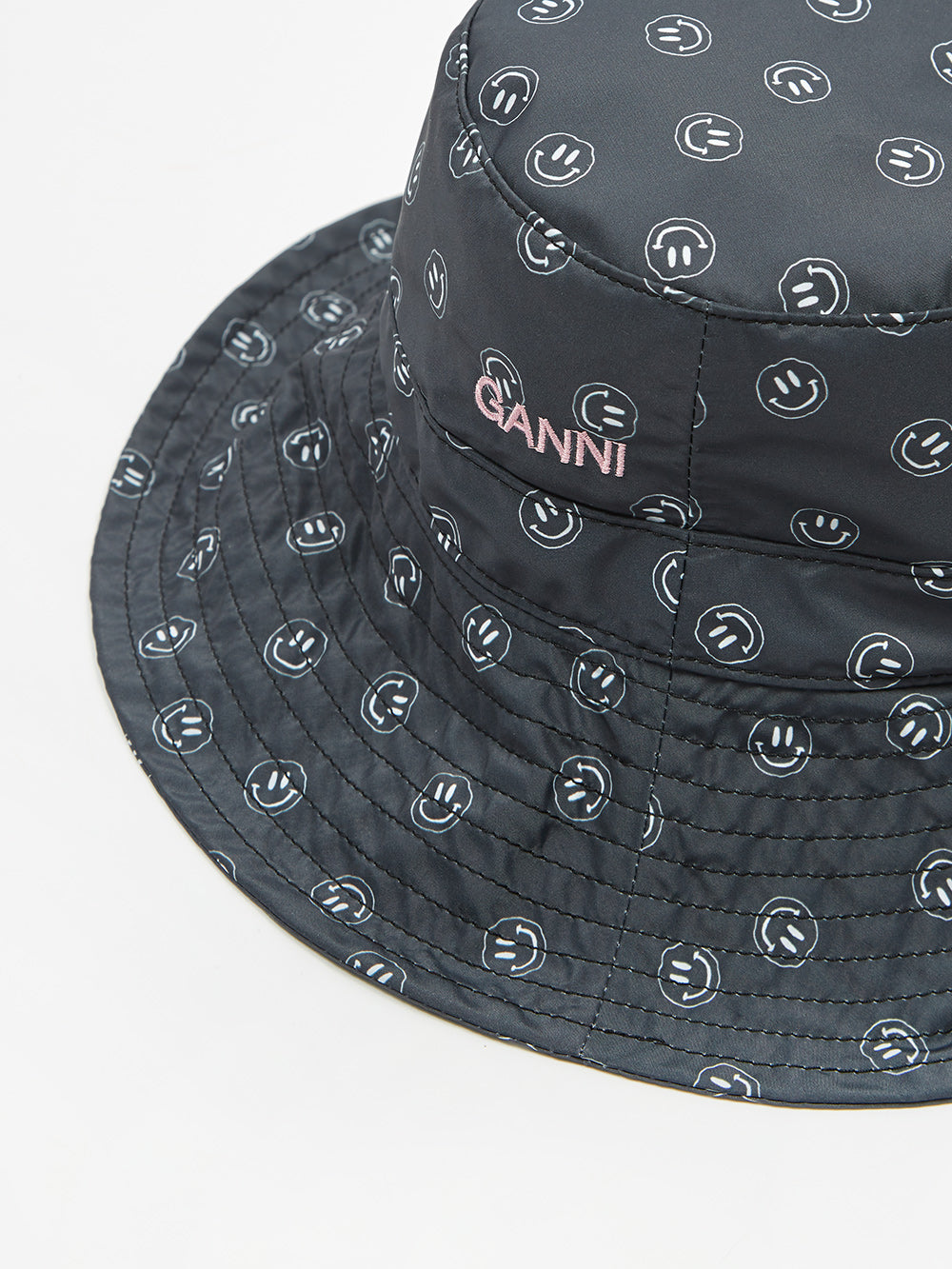 Ganni Recycled Tech Fabric Bucket Hat - Phantom | Goodhood display picture 3