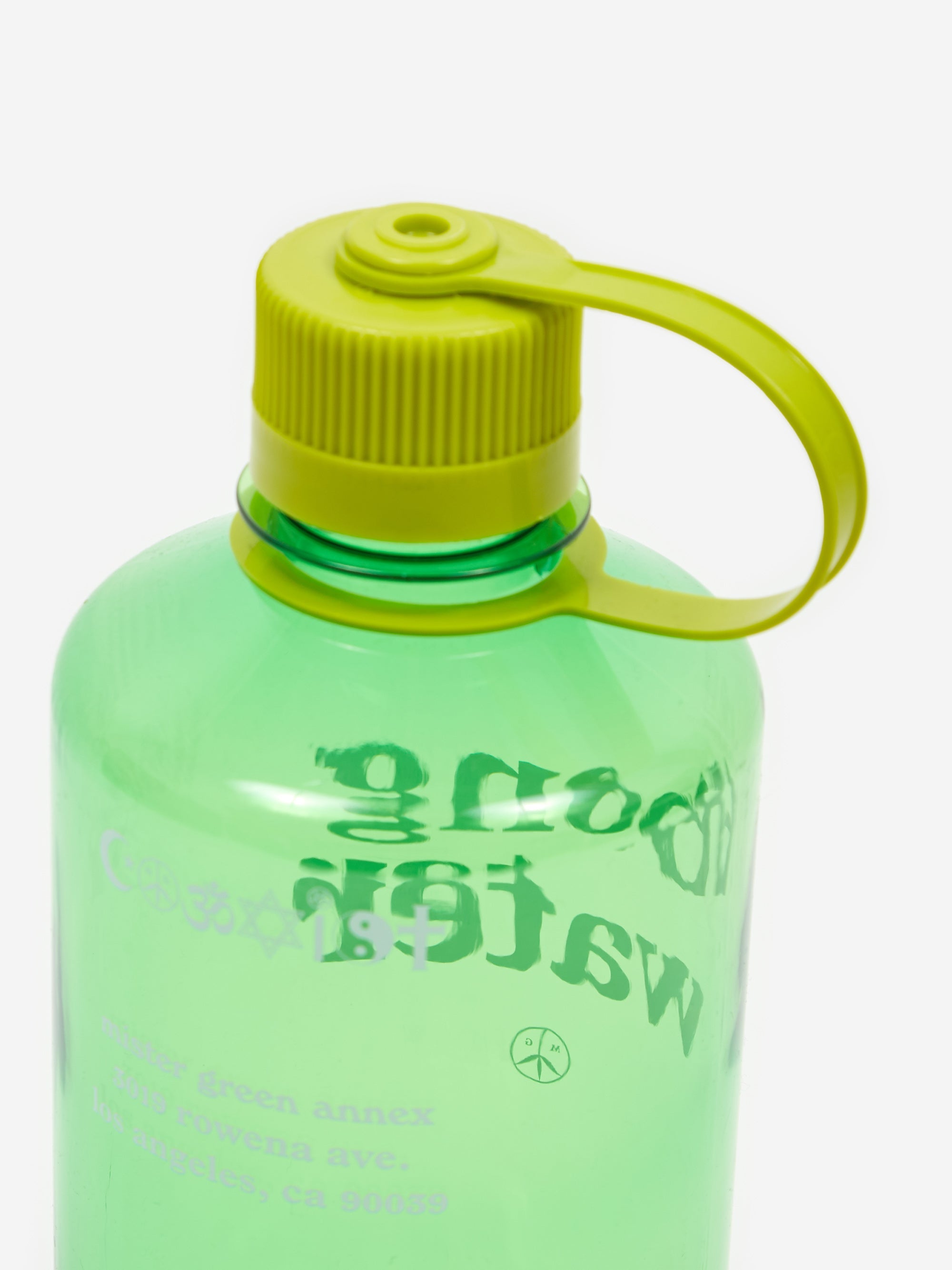 Mister Green Narrowmouth Bong Water Bottle Green Goodhood