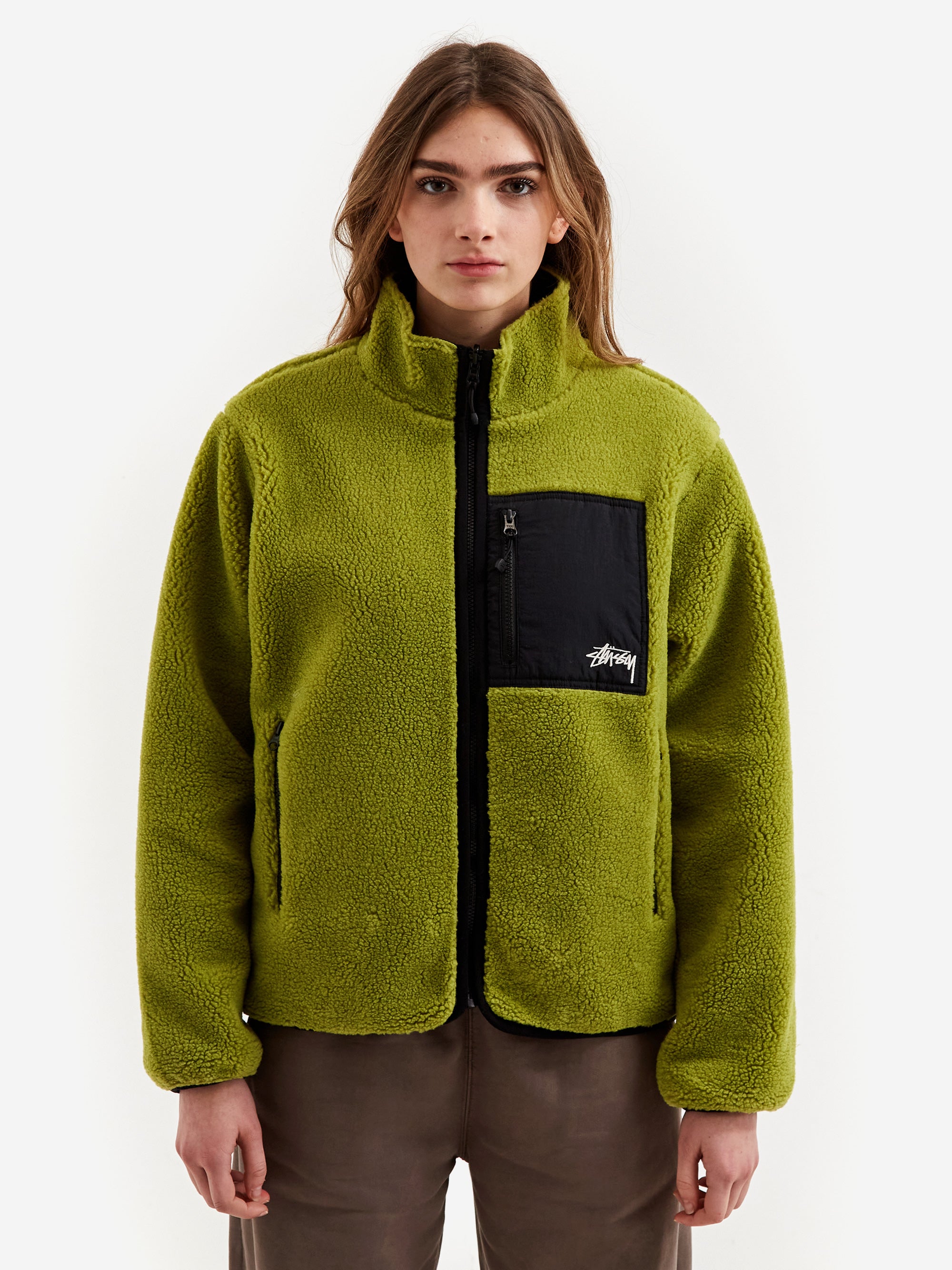 Stussy Sherpa Reversible Jacket W - Moss Green – Goodhood