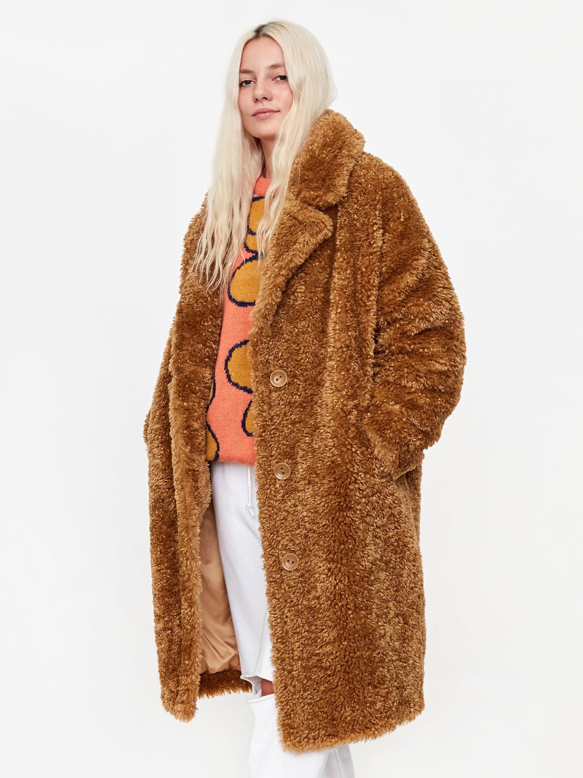 FanoStudios Small Fragrant Coat