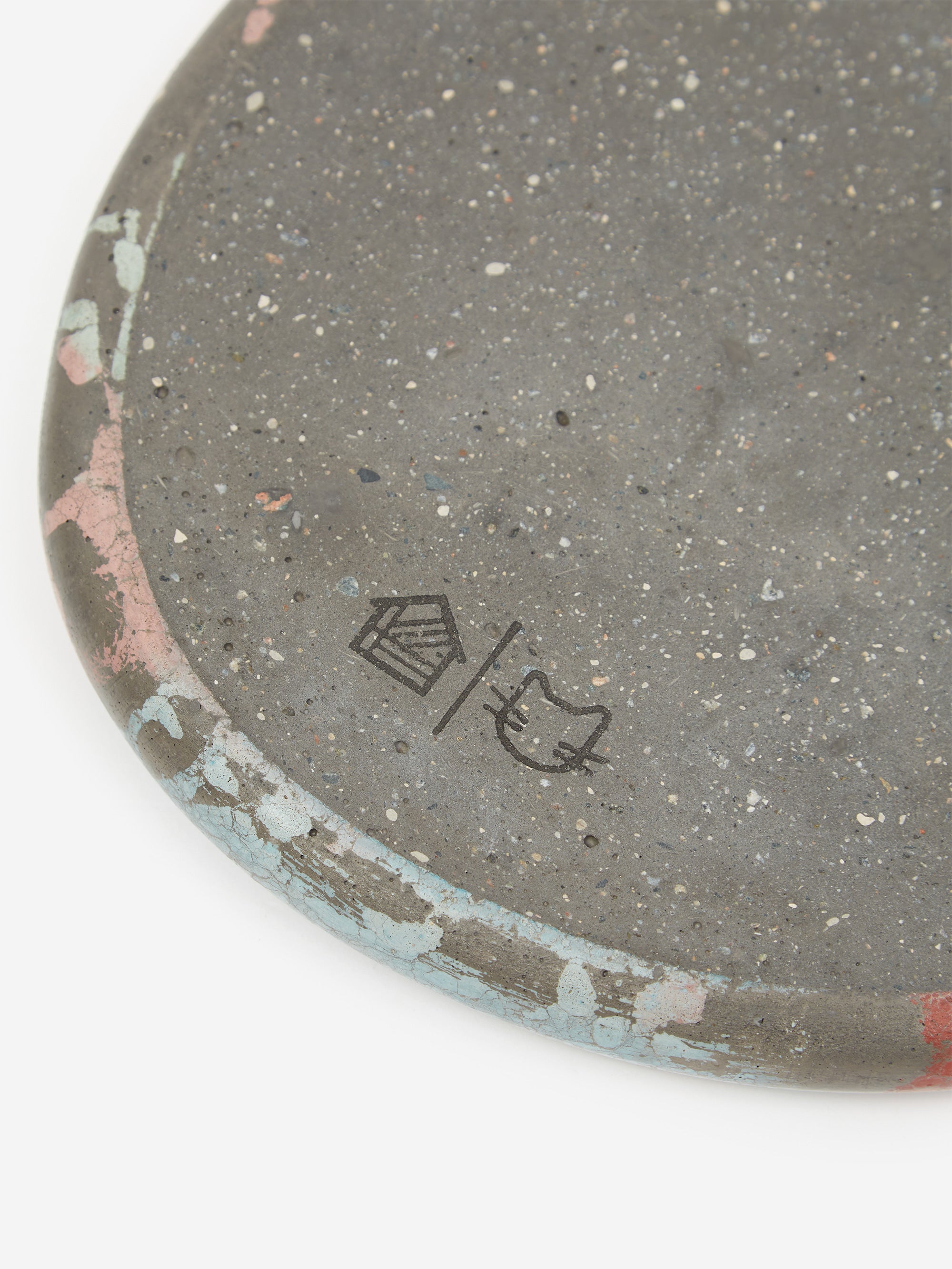 Houseplant by Seth Rogen Limited Edition AllinOne Concrete Rolling T