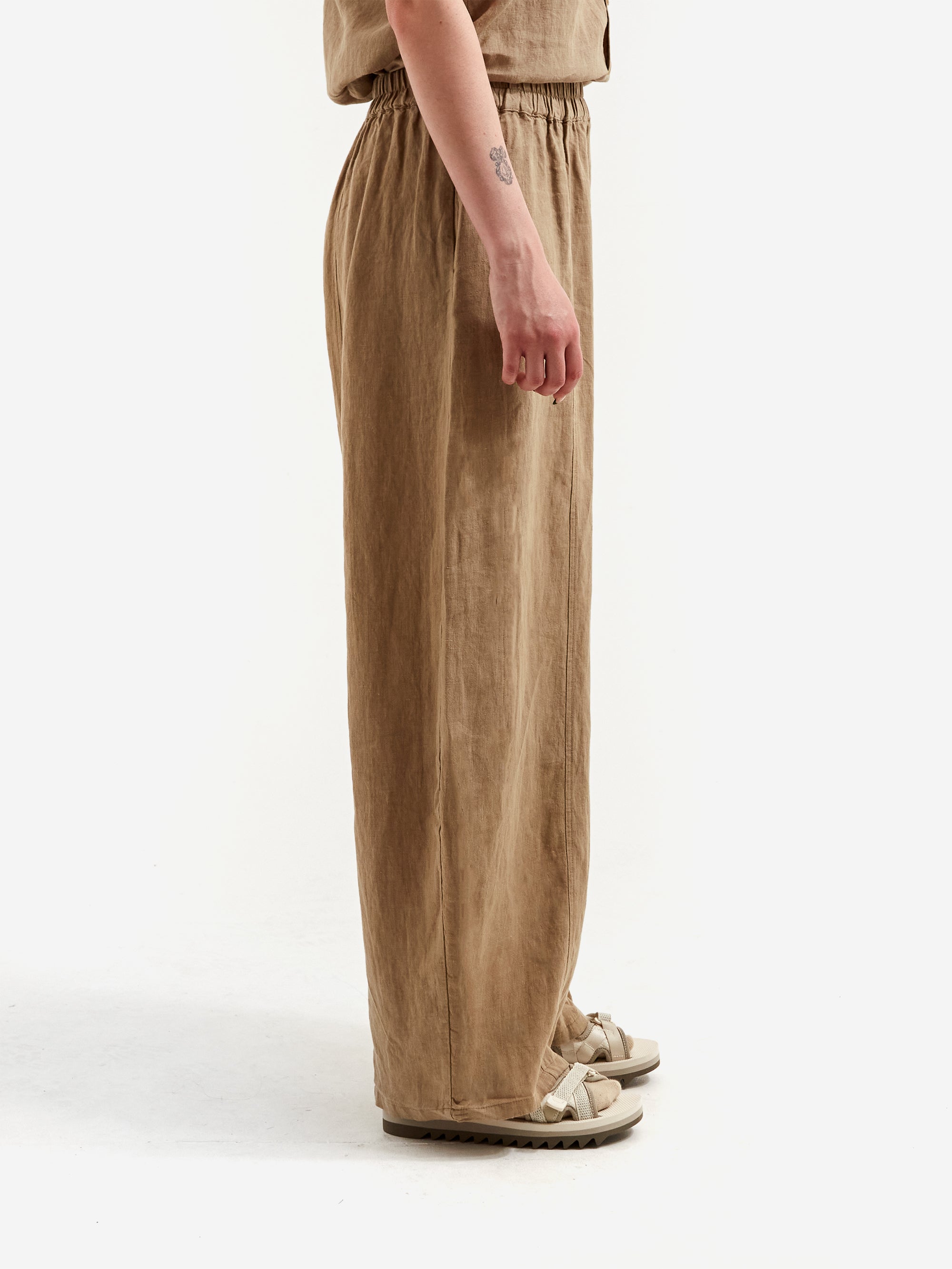 Basic Lenen Pack LF Markey Basic Linen Trouser - Stone – Goodhood