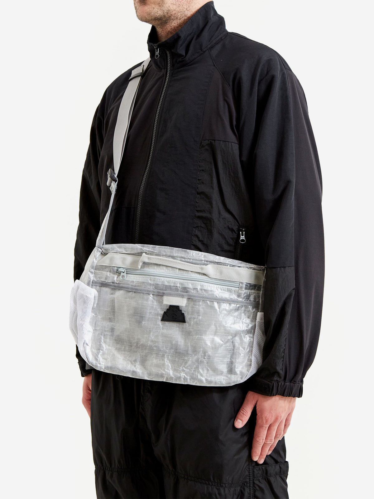 cav-empt-bag-on-model-2.jpg?v= 