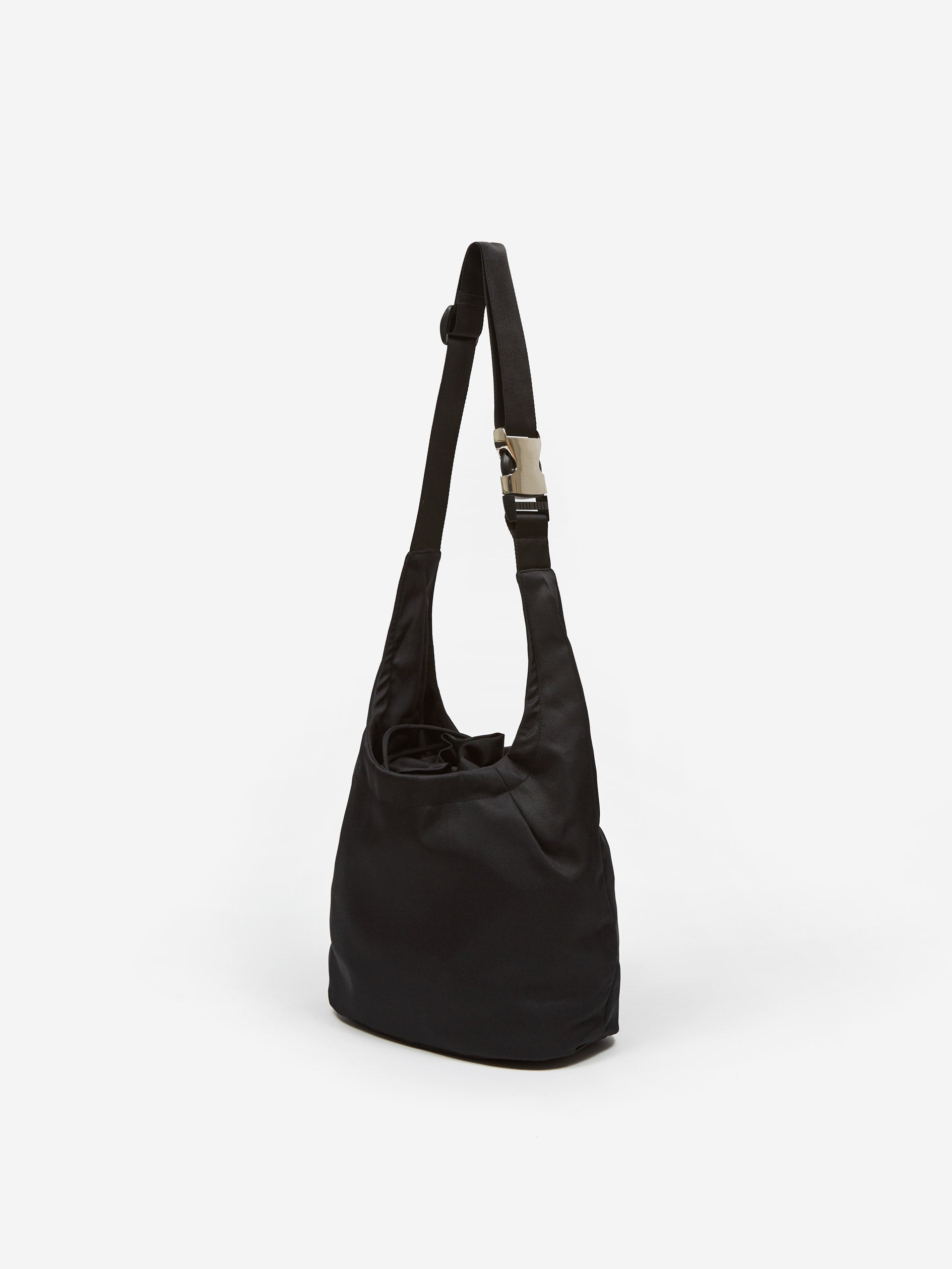 ARCS SHARP Cross Body - Black – Goodhood