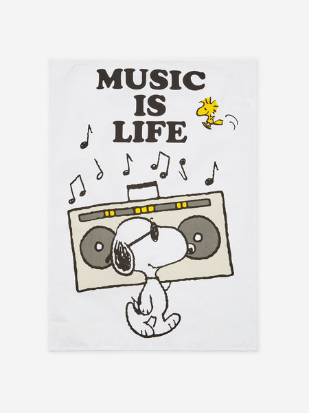 https://goodhoodstore.com/cdn/shop/products/86146_F_PEANUTS-TEA-TOWEL---MUSIC_AW22_GOODHOOD__9292_grande.jpg?v=1668523820