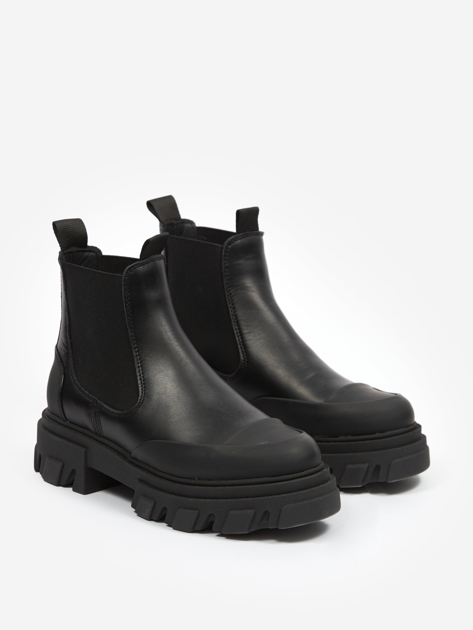 Ganni Leather Low Chelsea Boot - Black – Goodhood