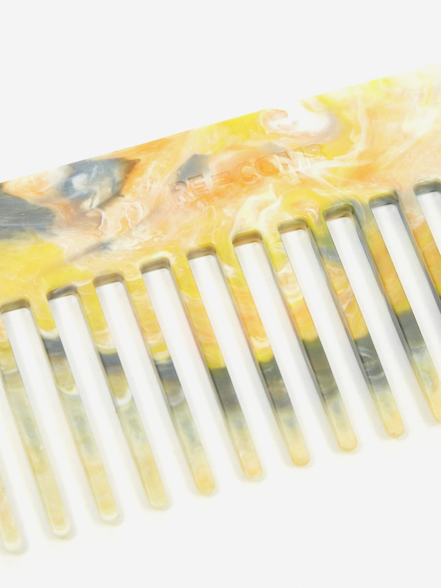 RE=COMB Recycled Plastic Hair Comb - Banana Python – Goodhood